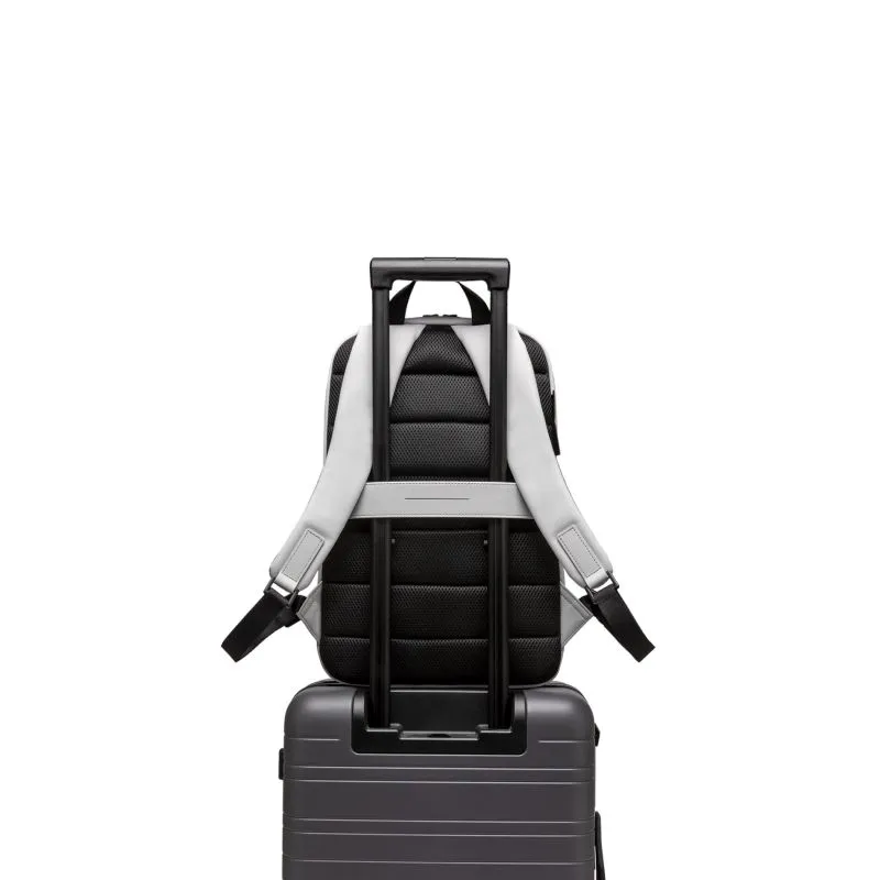 Horizn Studios Gion Backpack Essential M - Light Quartz Grey
