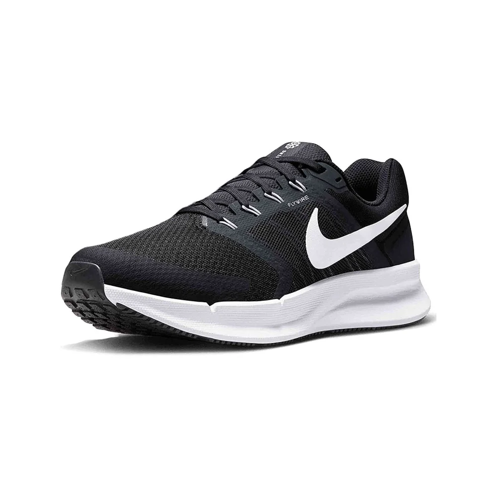 Nike Run Swift 3 DR2695-002 / schwarz