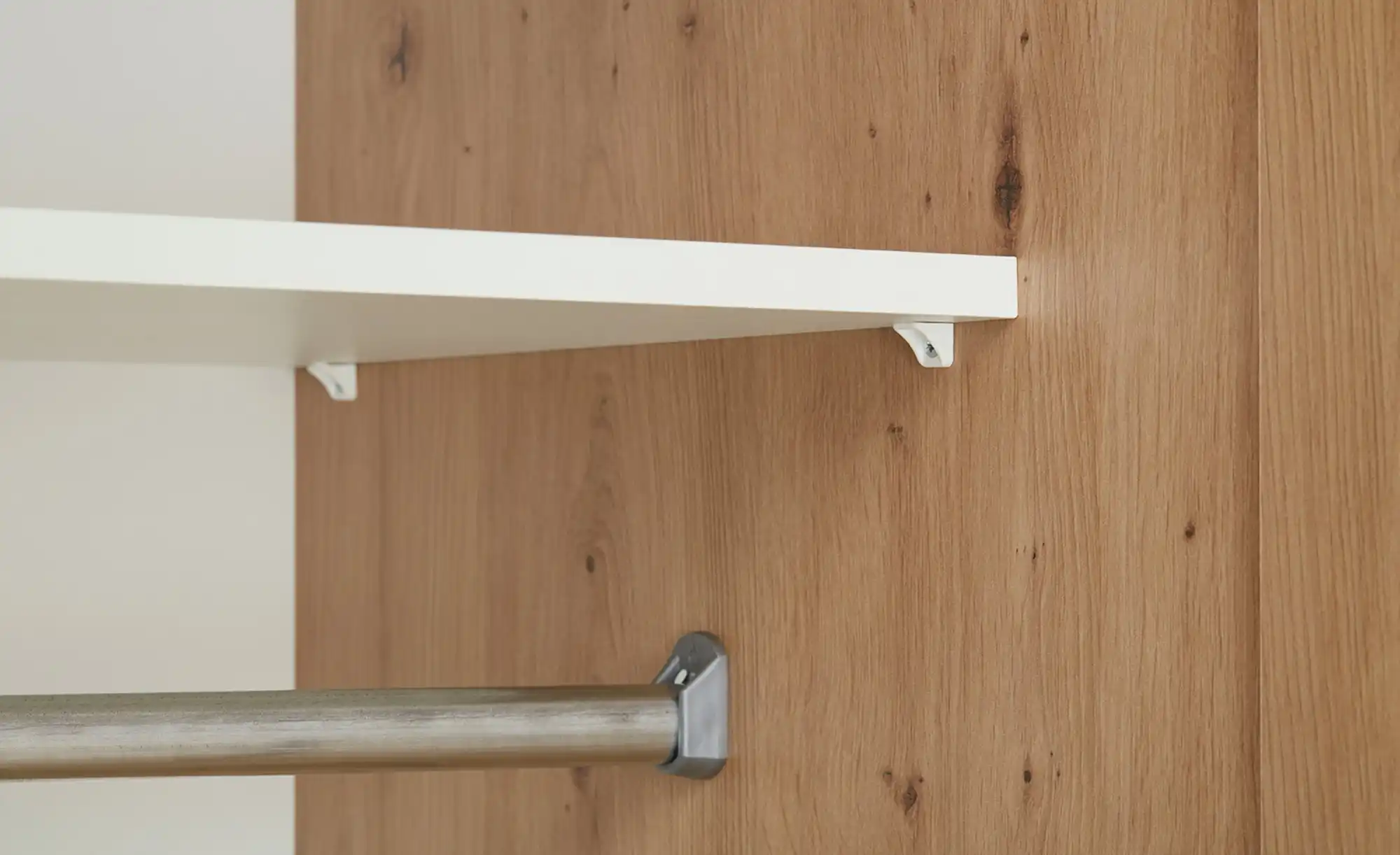 Drehtürenschrank