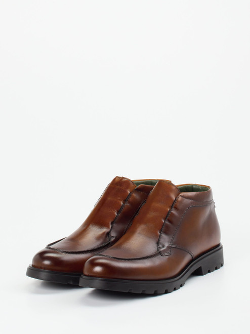 Boot-47112890056 Galizio Torresi