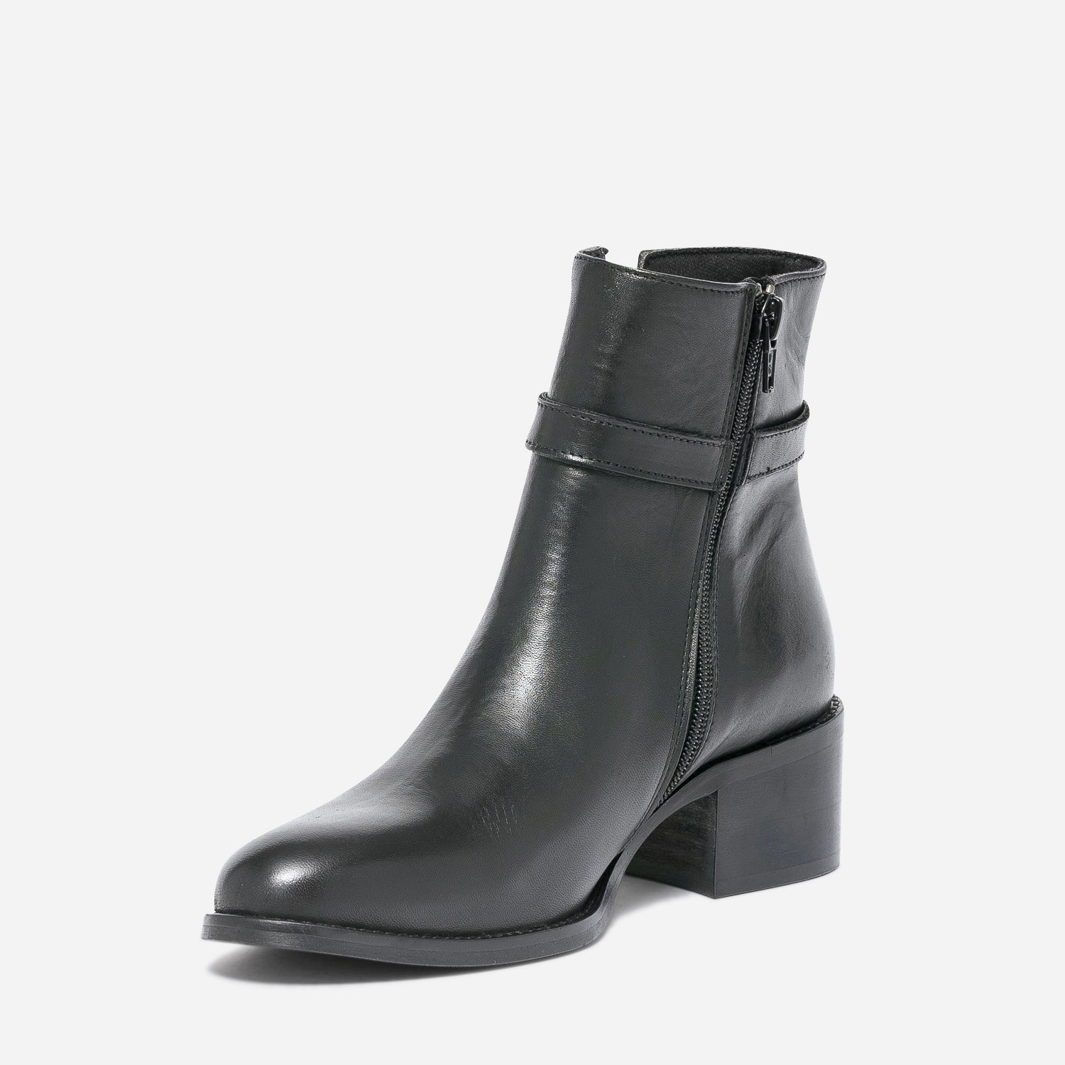 Boots noir en cuir à bride