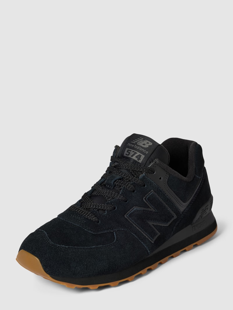 Sneaker aus Leder-Mix in schwarz