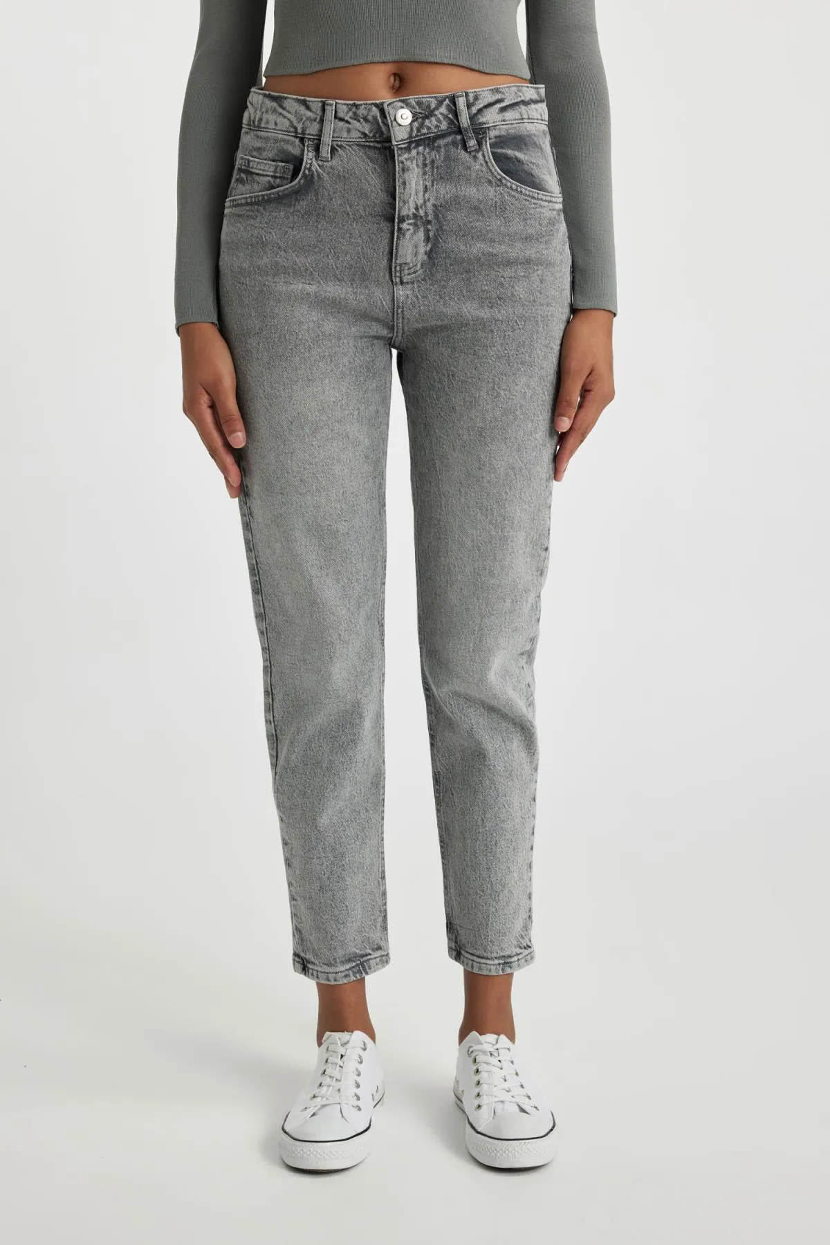 DeFacto  Lina Comfort Fit Hohe, bequeme Passform, leichte, schmale Beintaille, knöchellange Jeanshose
