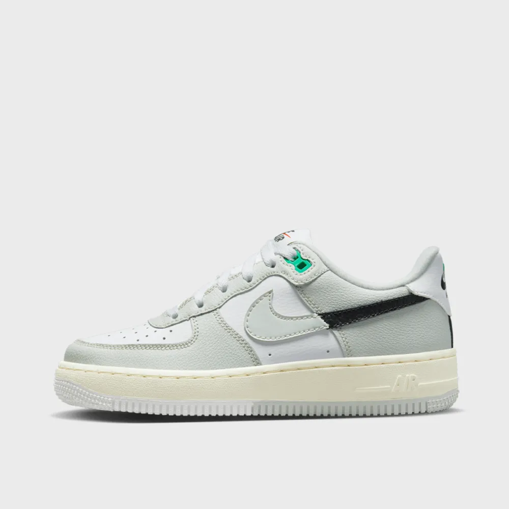 Nike Air Force 1 GS DZ2660-001 / weiss