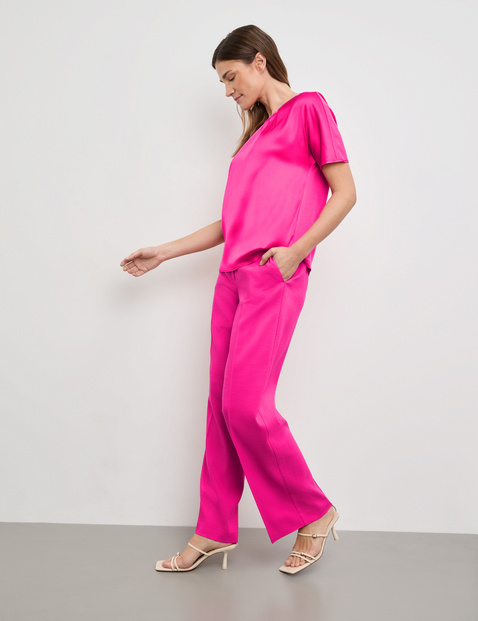 Fließendes Blusenshirt mit Material-Patch