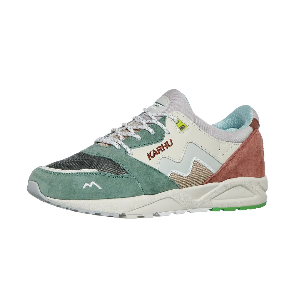 Karhu Aria 95 F803113 / braun