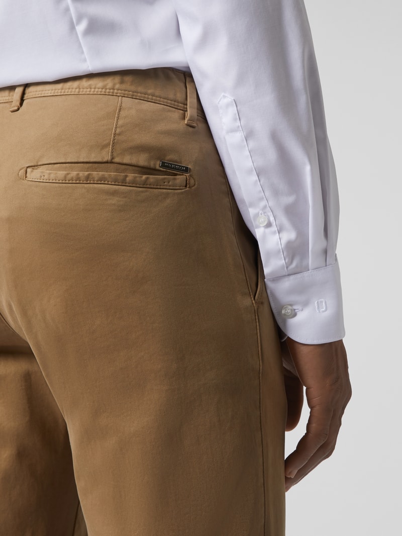 Slim Fit Chino mit Stretch-Anteil in beige