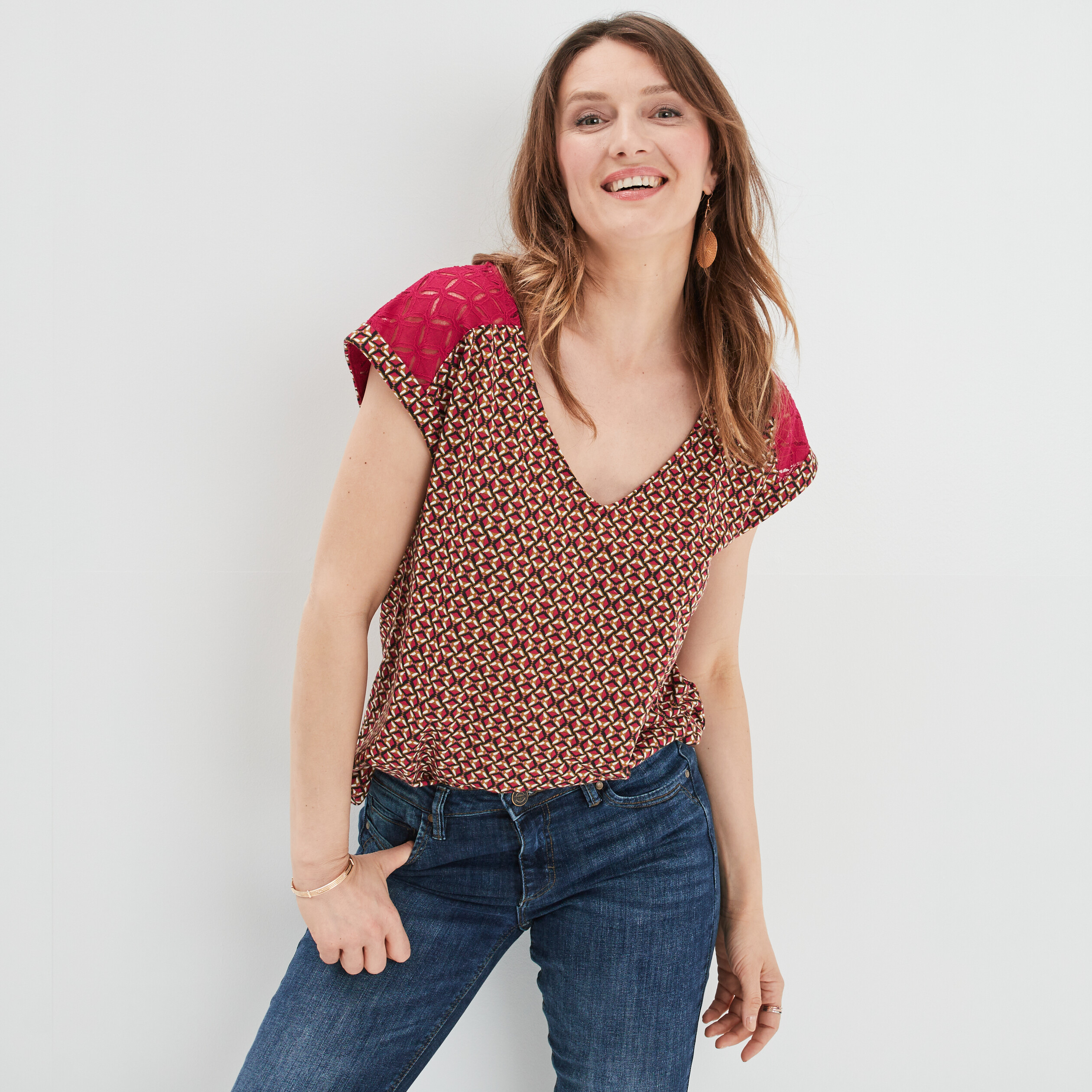 T-shirt dentelle épaules et dos rose fushia femme | La Halle