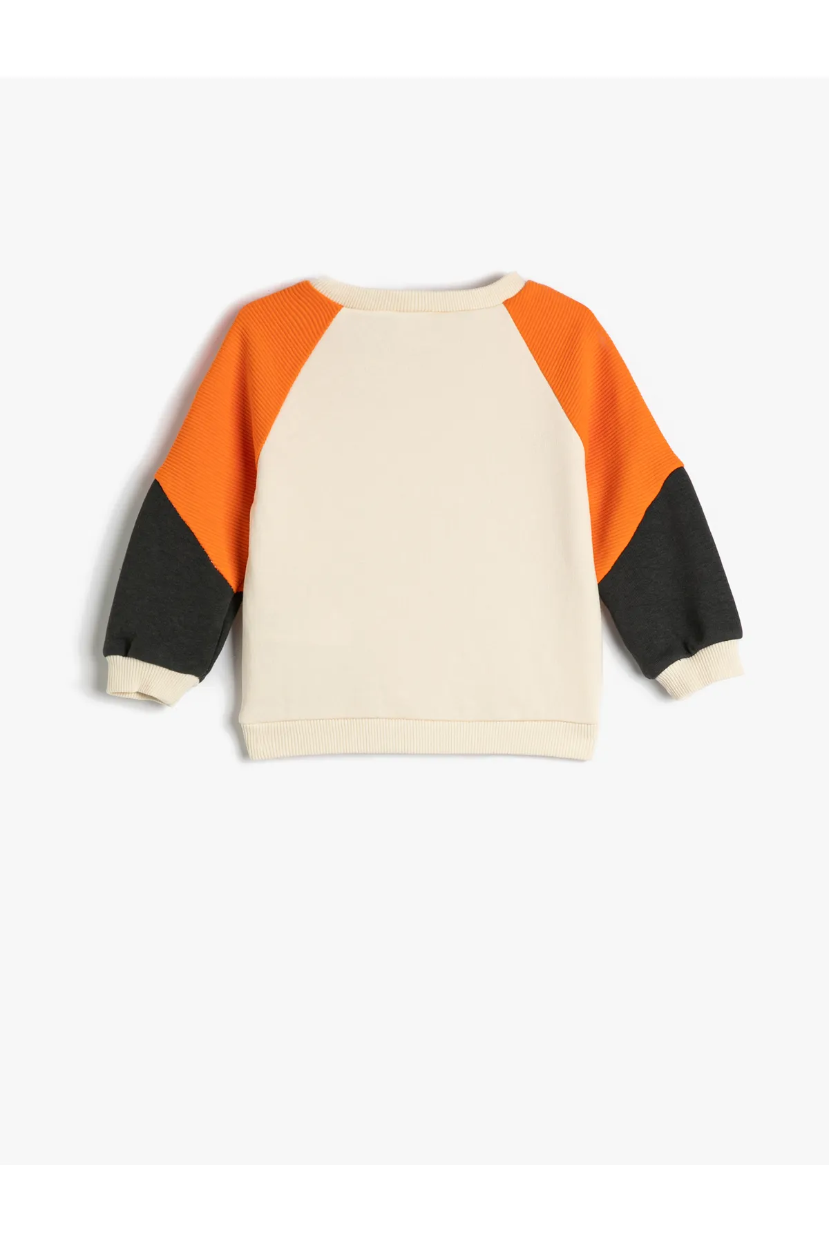 Koton  Sweatshirt mit Farbblockierung, langen Ärmeln, Rundhalsausschnitt, strukturiert
