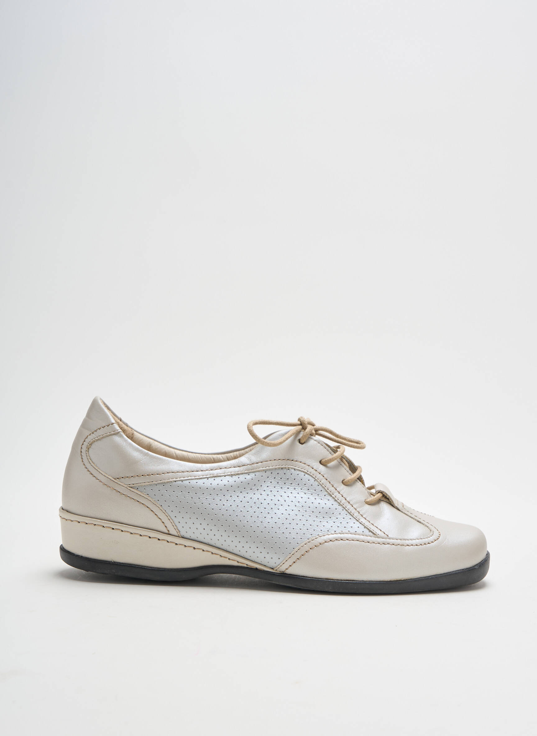 Suave Chaussures Confort Femme couleur beige