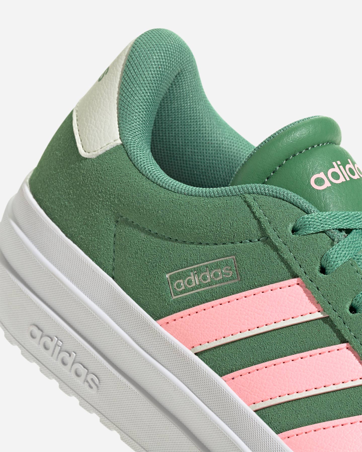 Buty sportowe Adidas Core Vl Court Bold W Scarpe IH0365