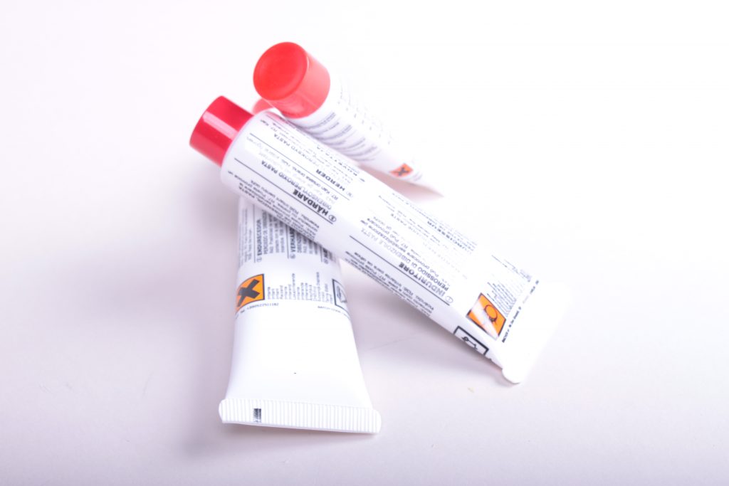 Masilla de poliéster Köhler Woodcap 6102002, color blanco, 2 kg