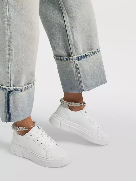 Graceland Platform Sneaker