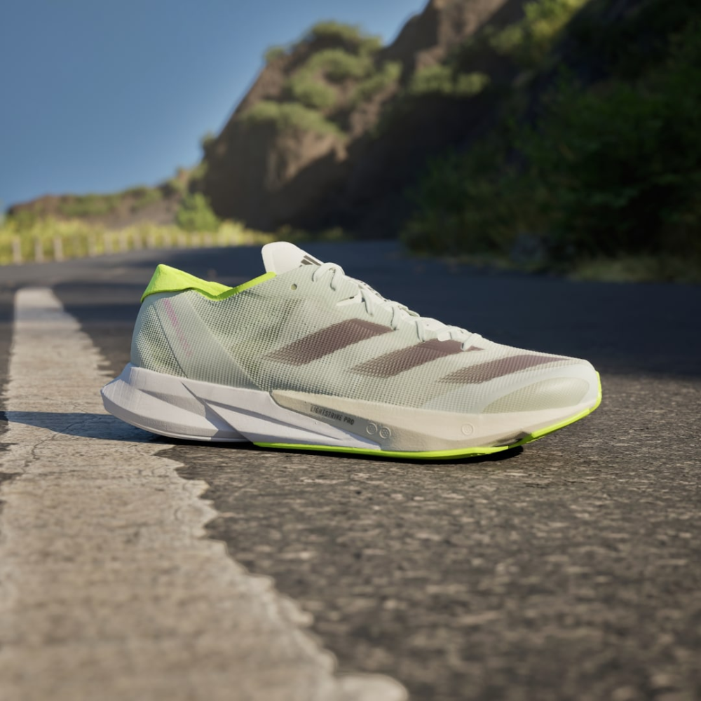 adidas Adizero Adios 8 IG5645 / grün