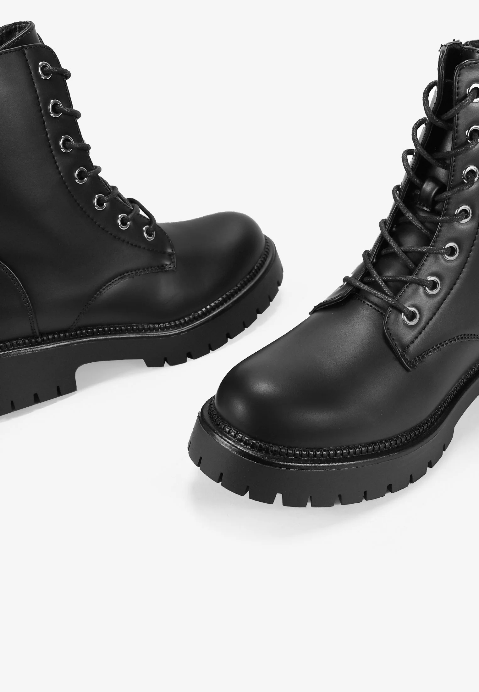 Bosanova MILITARES- Botines con plataforma