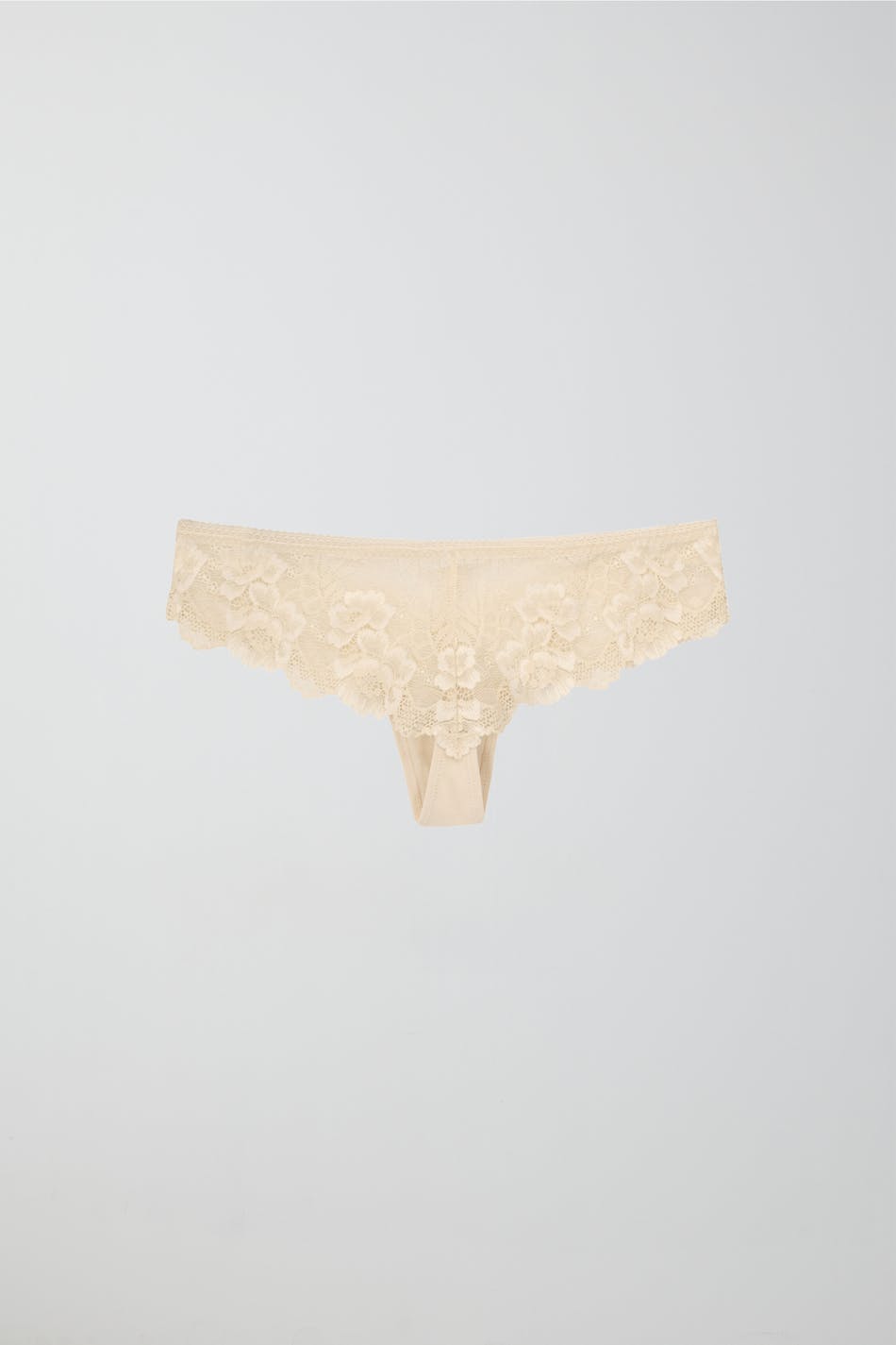 Lace string