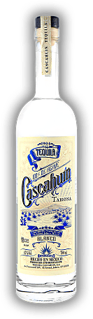 Tequila Cascahuin Blanco Tahona 42% Tequila Cascahuin Blanco Tahona 42% Hier hat die Art der Zerkleinerung der Agaven einen wesentlichen Einfluß auf die Aromatik des Endproduktes. 0,7	 Liter - Vol 42%