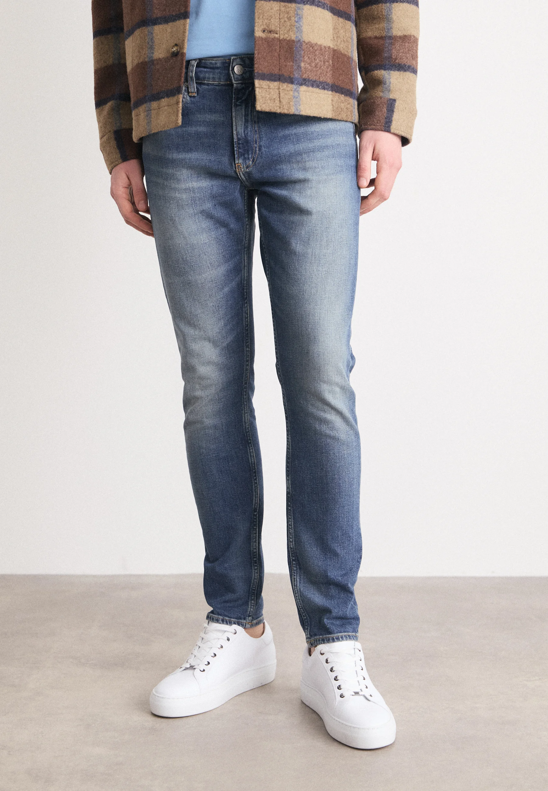 Vaqueros ajustados de Calvin Klein Jeans