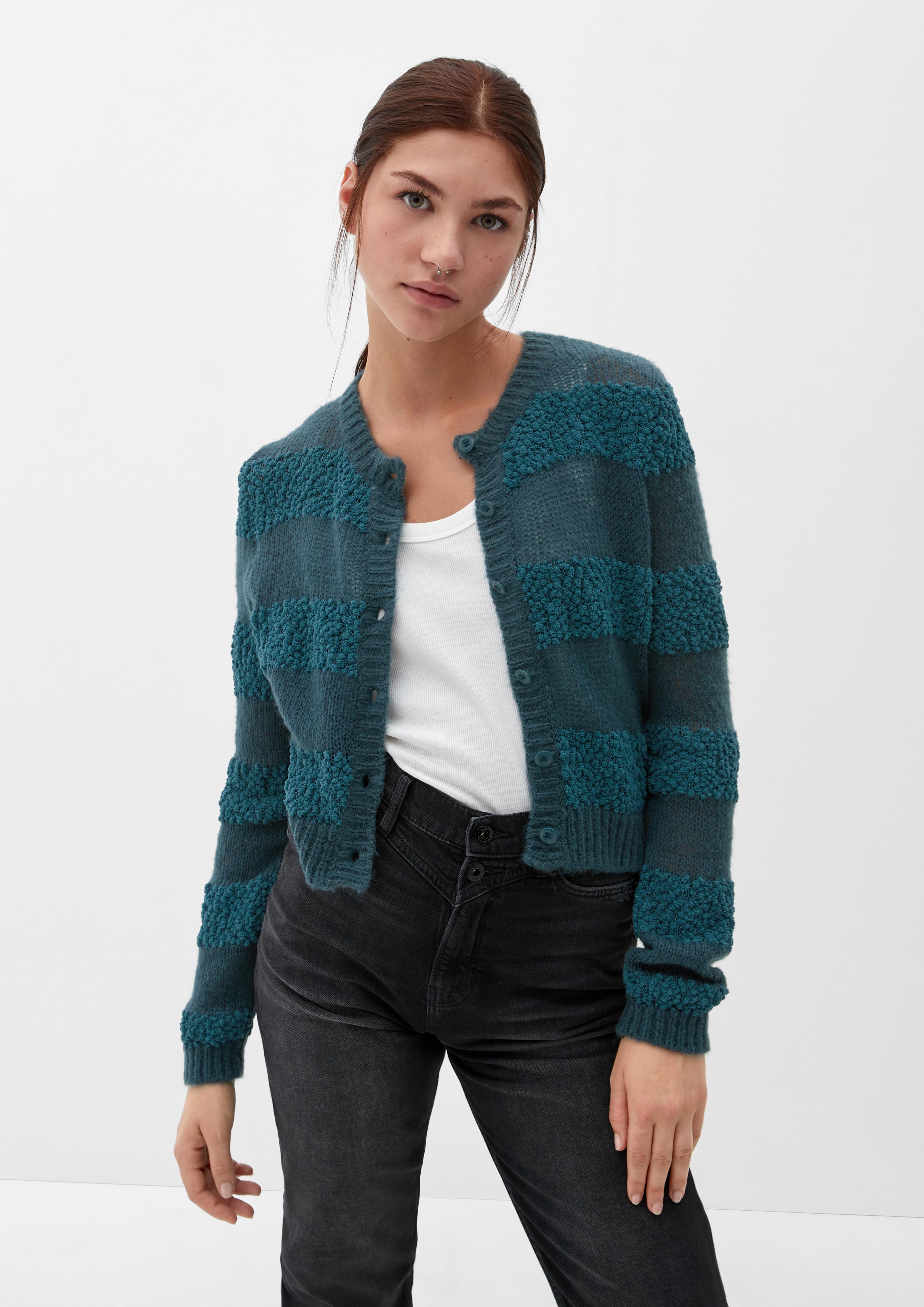 Jacke mit gestreiftem Strickmuster  2119044-6985