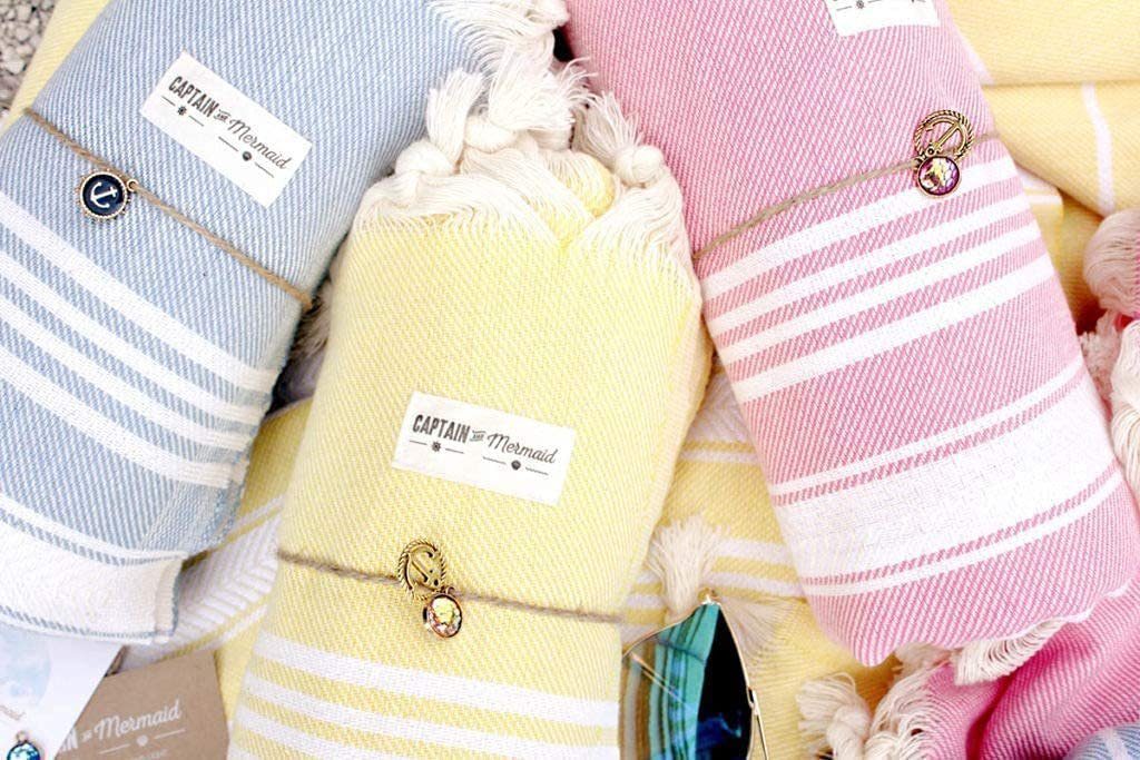 CAPTAIN and Mermaid Strandtuch Captain&Mermaid Premium Strandtuch aus 100% Baumwolle, 100% Baumwolle