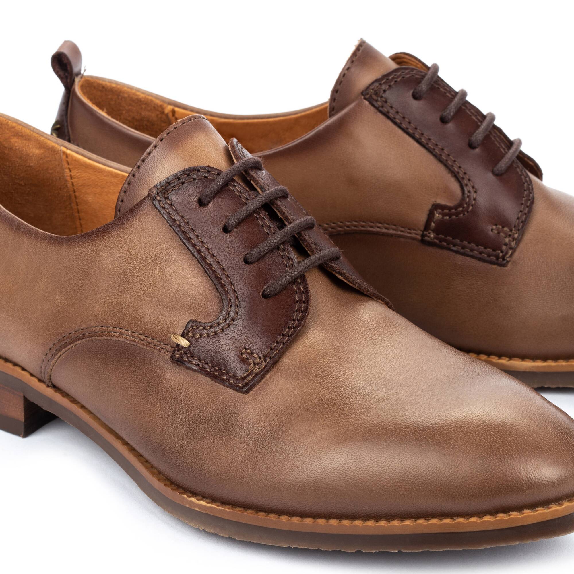 Buty sznurowane - SIENA