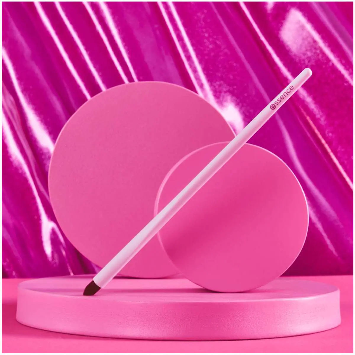 Essence Blyantpensel 01 1 stk.