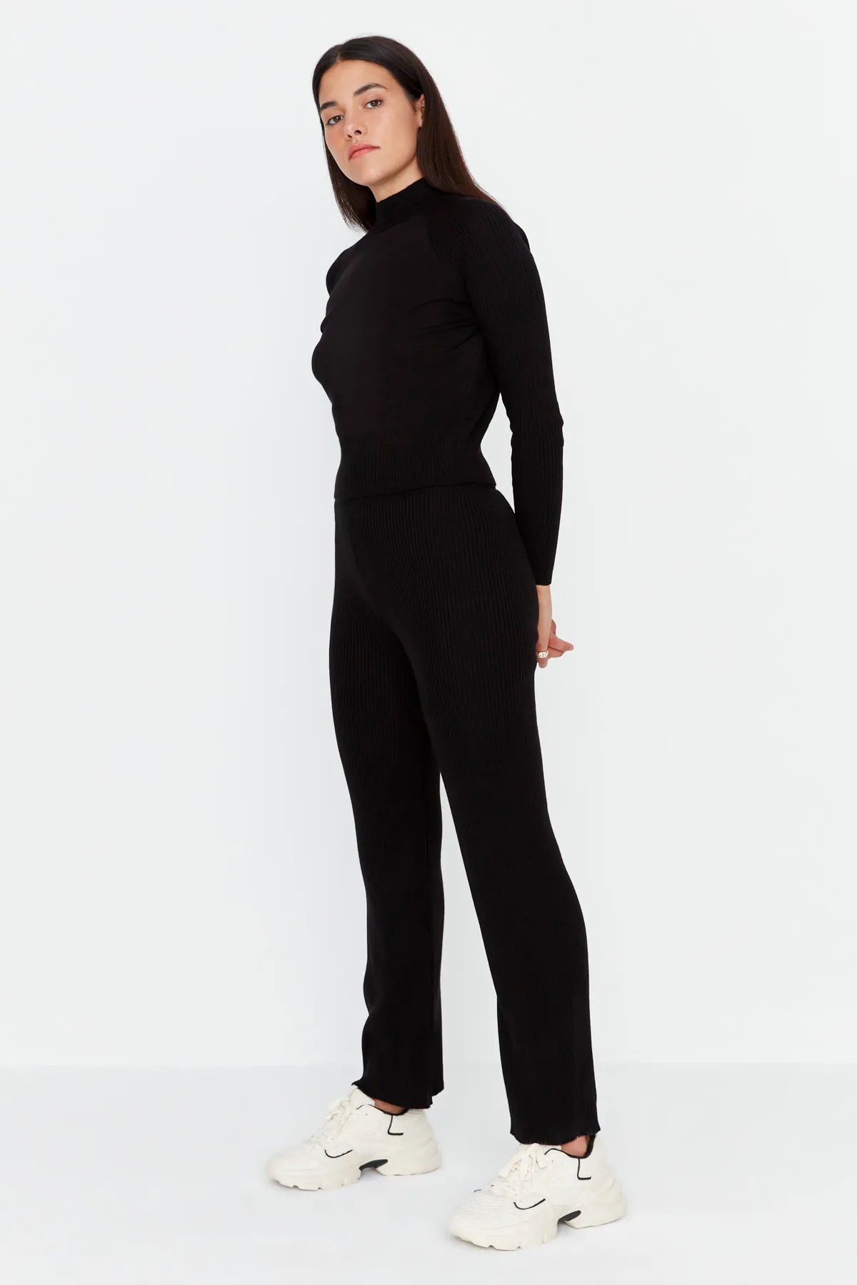Trendyol Collection  Schwarzes Crop Wick Strickoberteil und -unterteil-Set TWOAW23AU00238