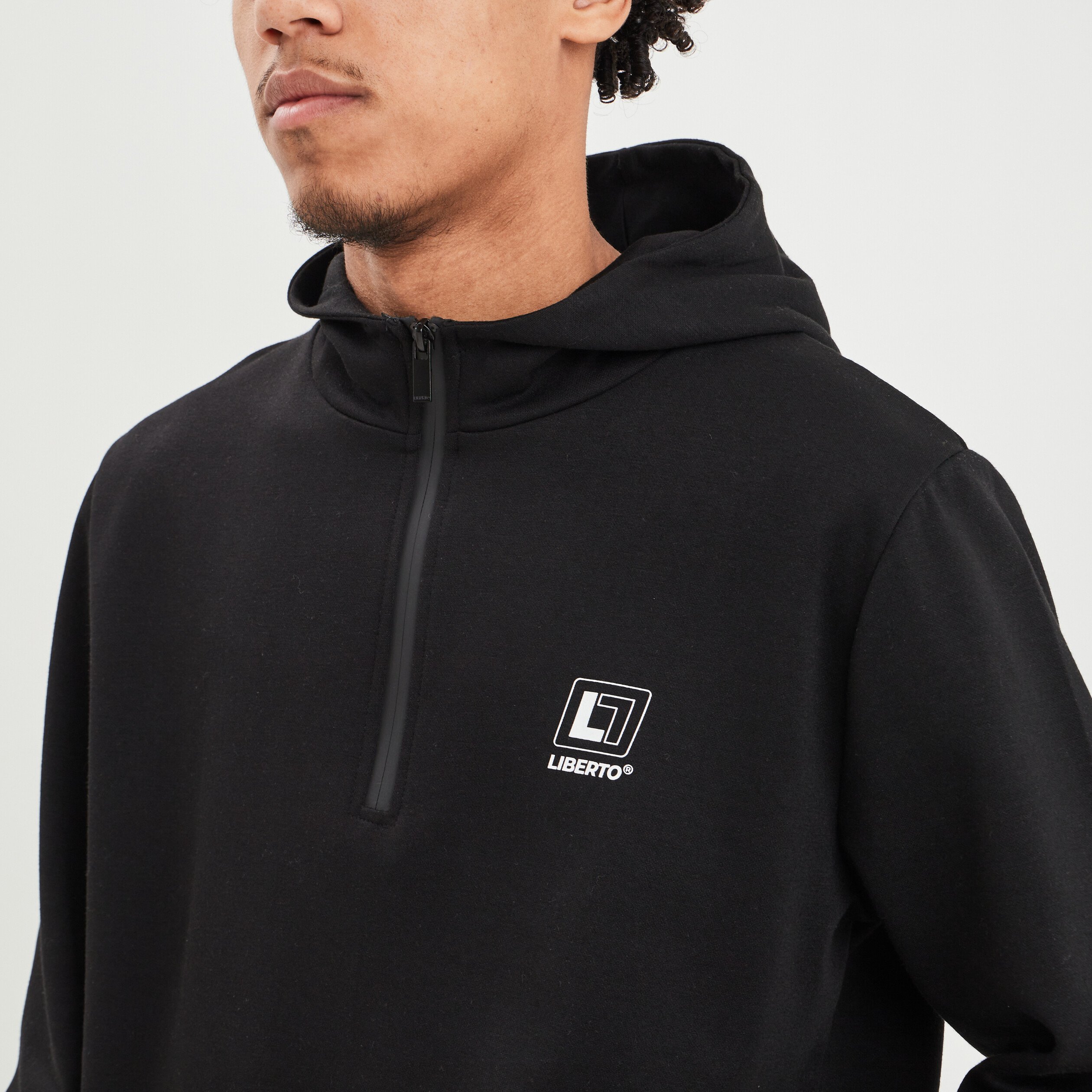 Sweat à capuche hoodie Liberto noir homme | La Halle