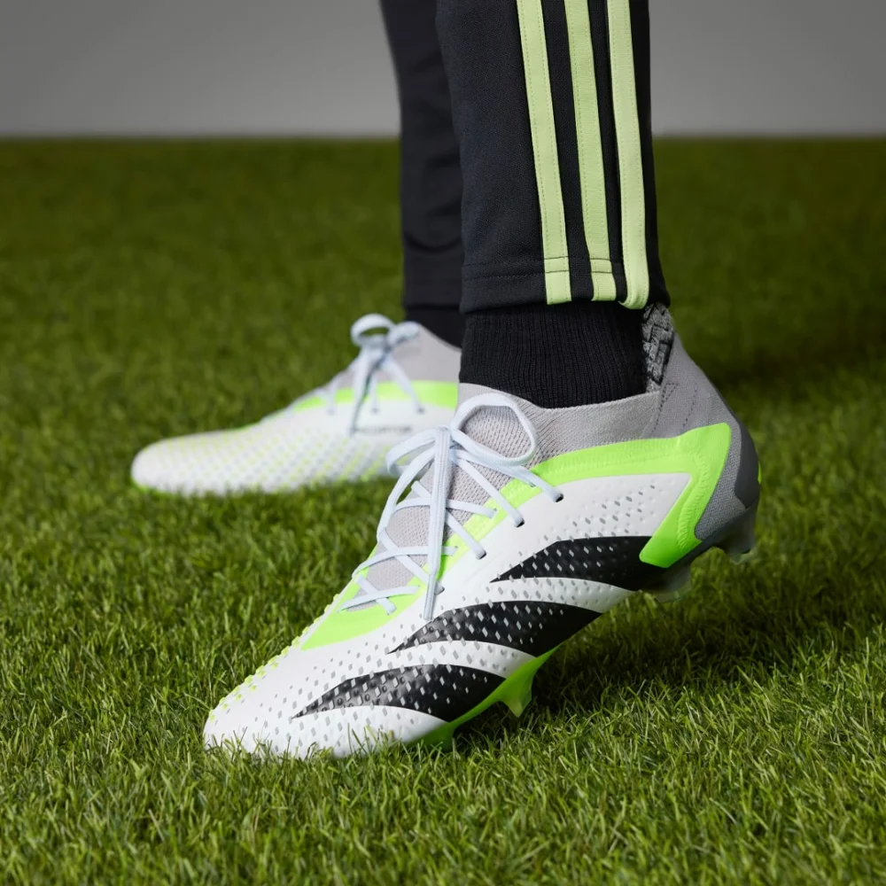 adidas Predator ACCURACY.1 FG GZ0035 / weiss