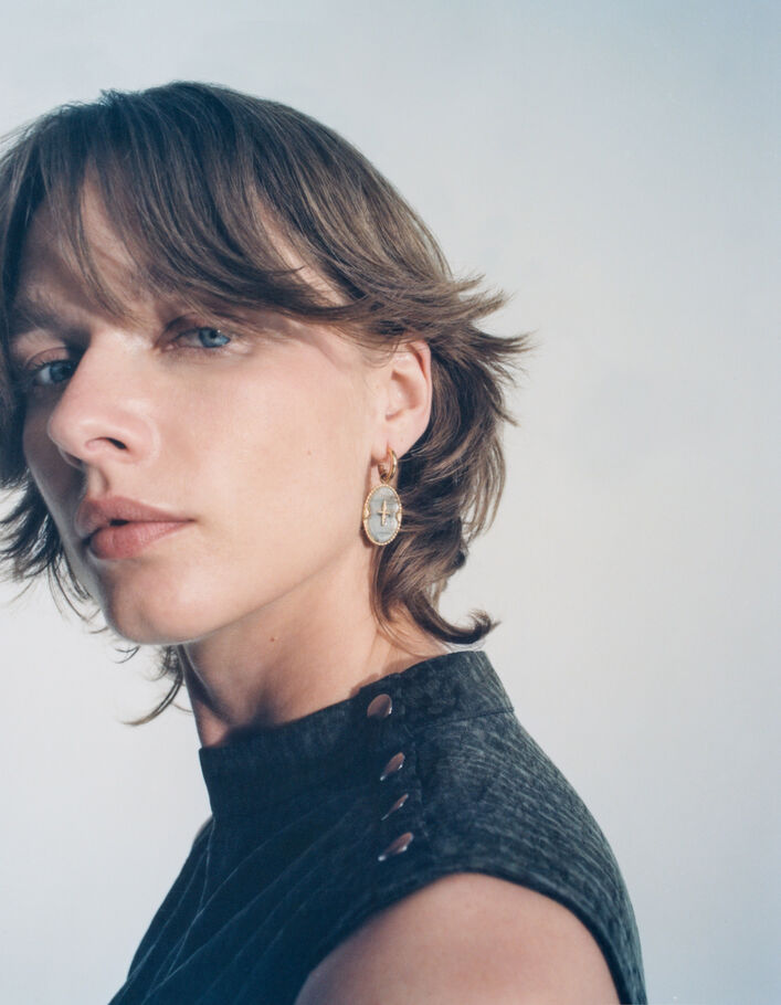 Boucles d'oreilles médaillons avec croix Femme