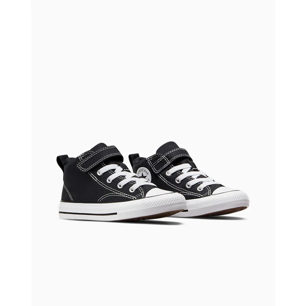 Converse Chuck Taylor All Star A04823C / schwarz