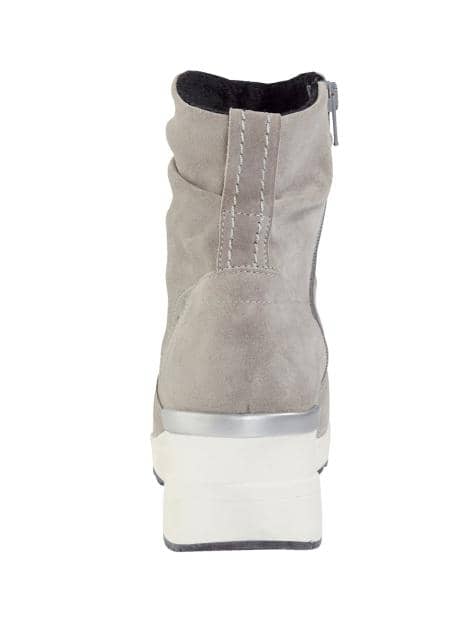 Stiefelette mit bequemem Keilabsatz
