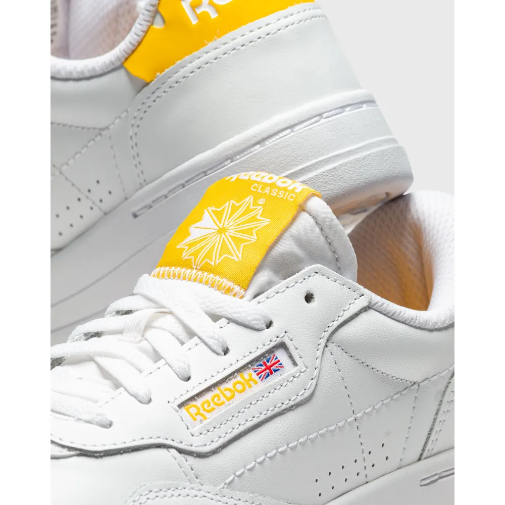 Reebok Court Peak GW7561 / weiss