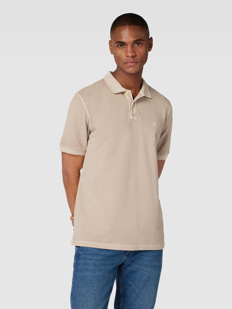 Poloshirt mit Label-Stitching in beige