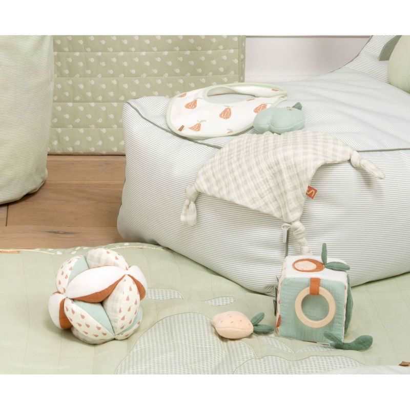 Doudou mouchoir pomme Botanica