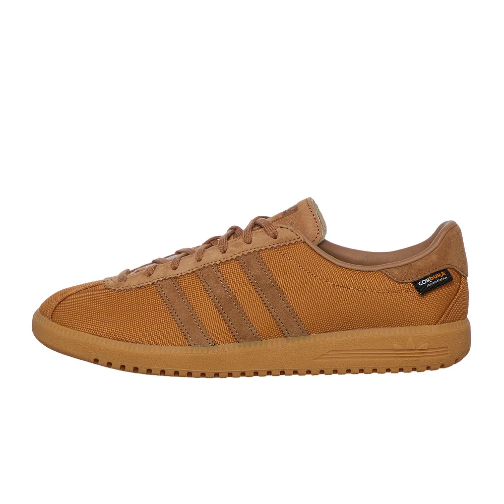 adidas Bermuda Cordura IG6186 / braun