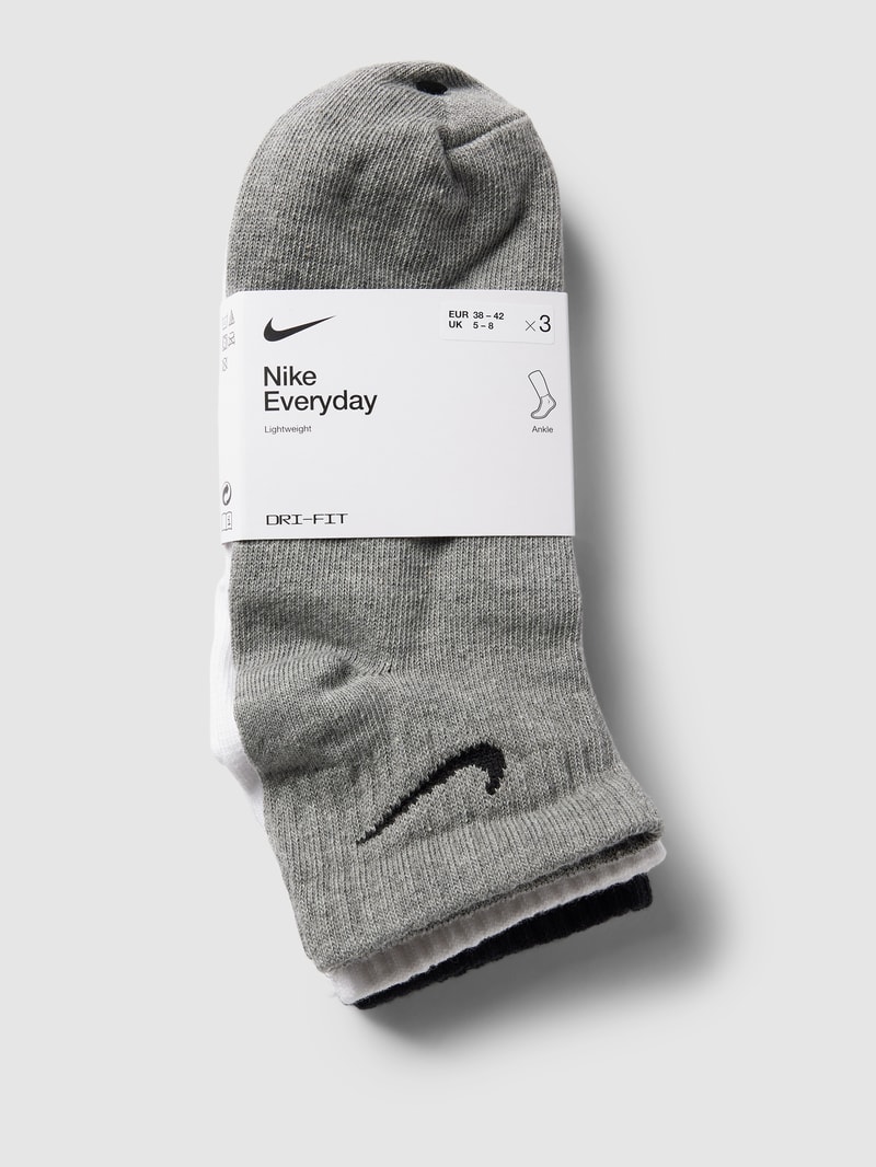 Socken mit Logo-Detail Modell 'EVERYDAY LIGHTWEIGHT' im 3er-Pack in weiß