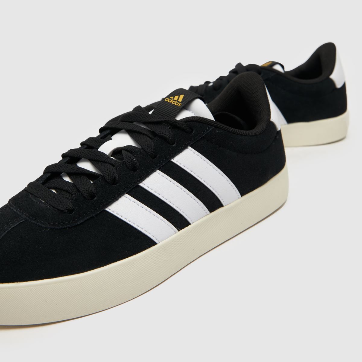 adidas VL COURT 3.0 cipők fekete-fehérben