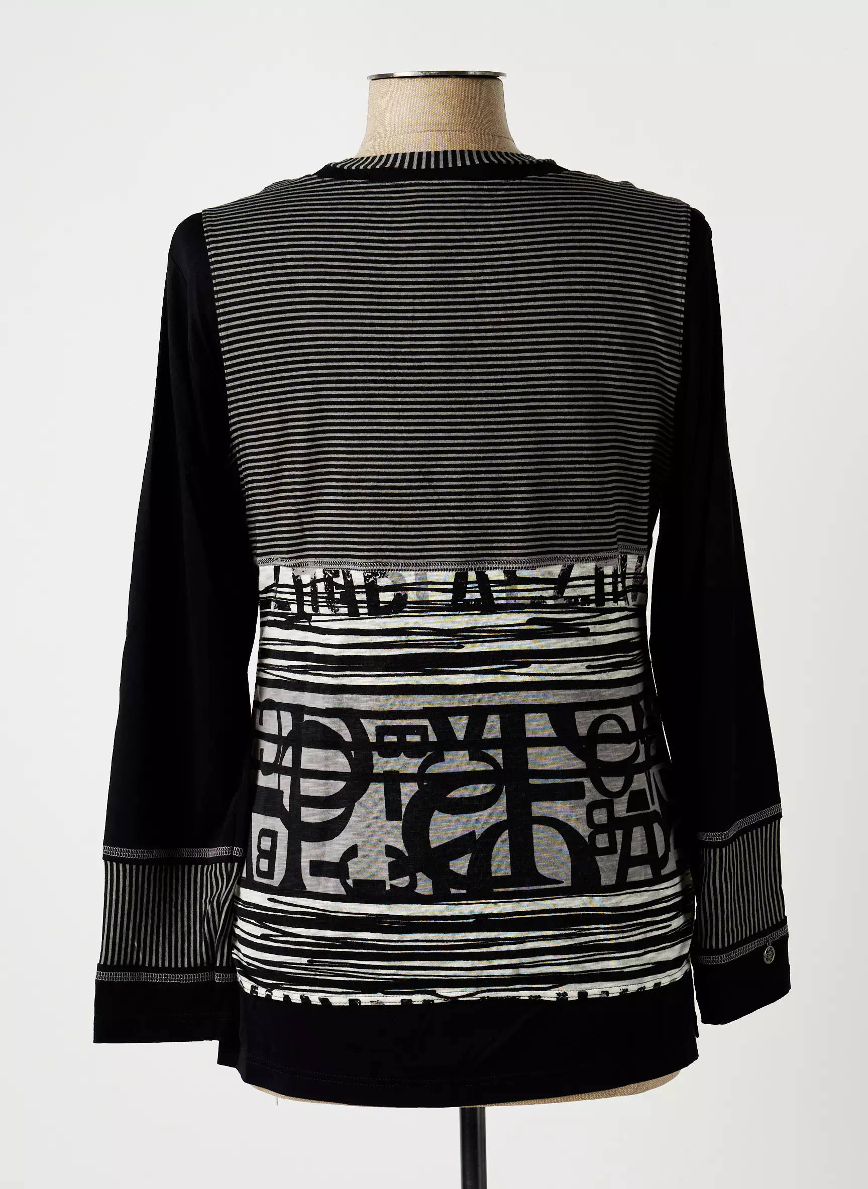Guy Dubouis Tshirts Femme couleur noir
