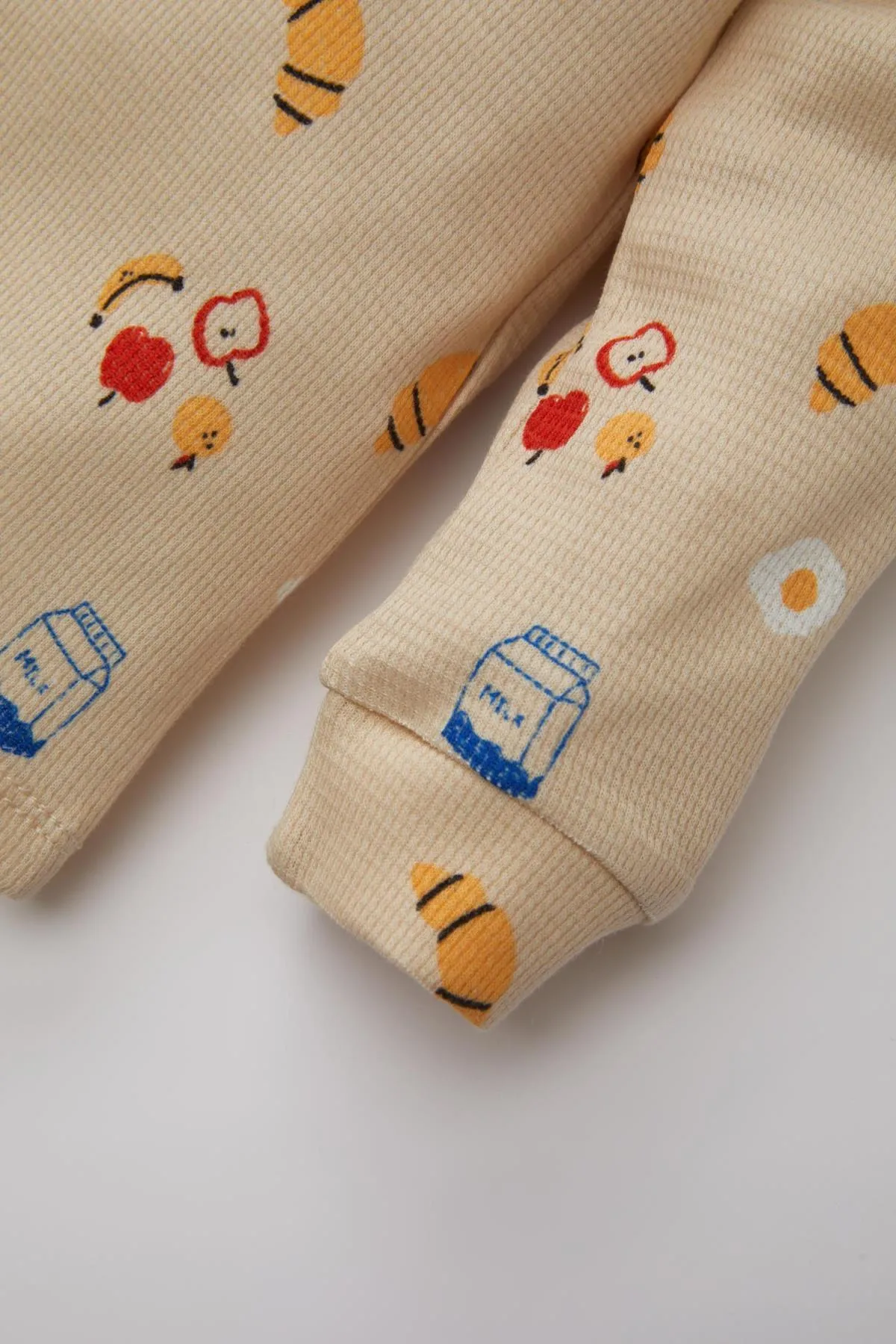 DeFacto  Pyjama-Set mit Waffelmuster und Lebensmittelaufdruck für Babys, langärmlig, C0730a524sp