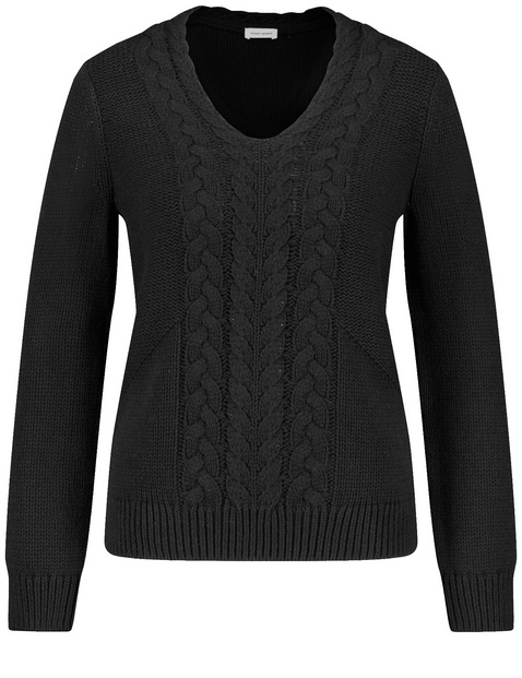 Pullover mit Zopfmuster