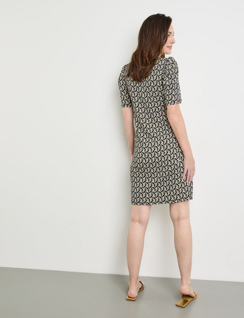 Gemustertes Jerseykleid mit Puffärmeln