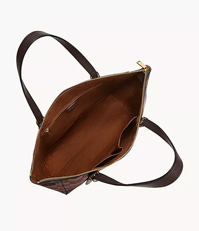 Fossil Shopper Carlie