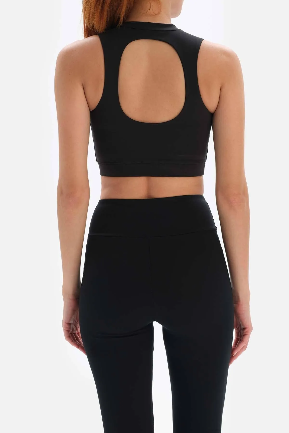 Dagi  Schwarzer Damen-Sport-BH mit Fenster hinten