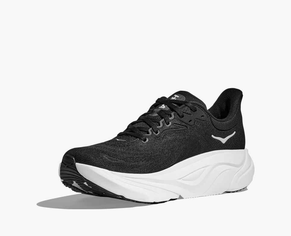 Arahi 8 Black/White