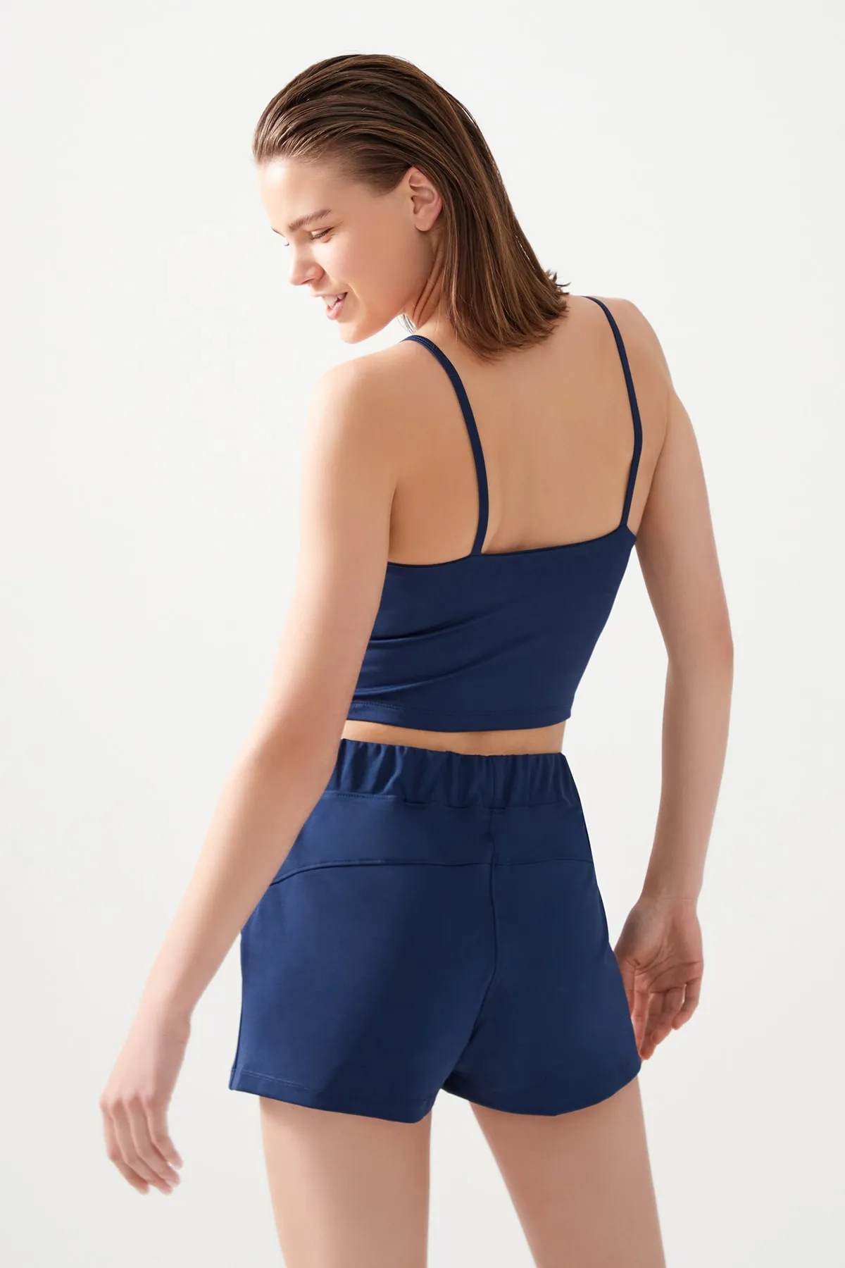 LOS OJOS  Damen-Sportshorts mit Taschen, elastischem Bund und Basic-Passform in Marineblau