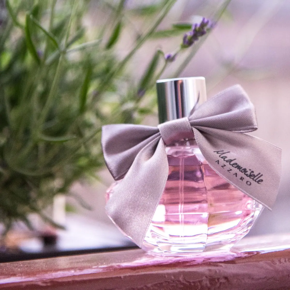 Azzaro Mademoiselle Eau de Toilette til kvinder, 30 ml