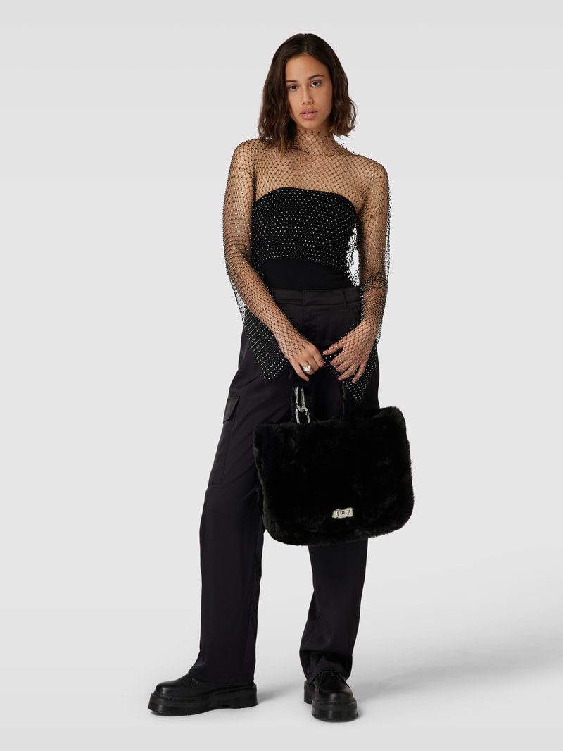 Handtasche mit Magnetverschluss Modell 'BERRY' in schwarz