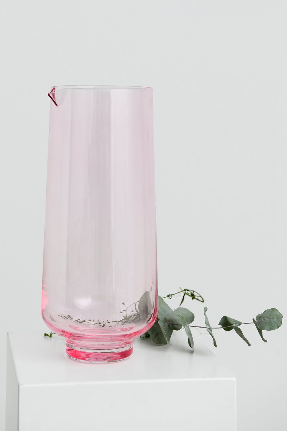 Glass carafe