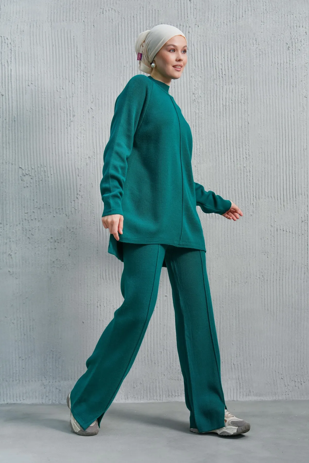 bayansepeti  Flexibler Strickstoff, Stehkragen, Langarm-Oberteil und geschlitzte Beinhose, grünes Hijab-Unterteil-Oberteil-Set 1070